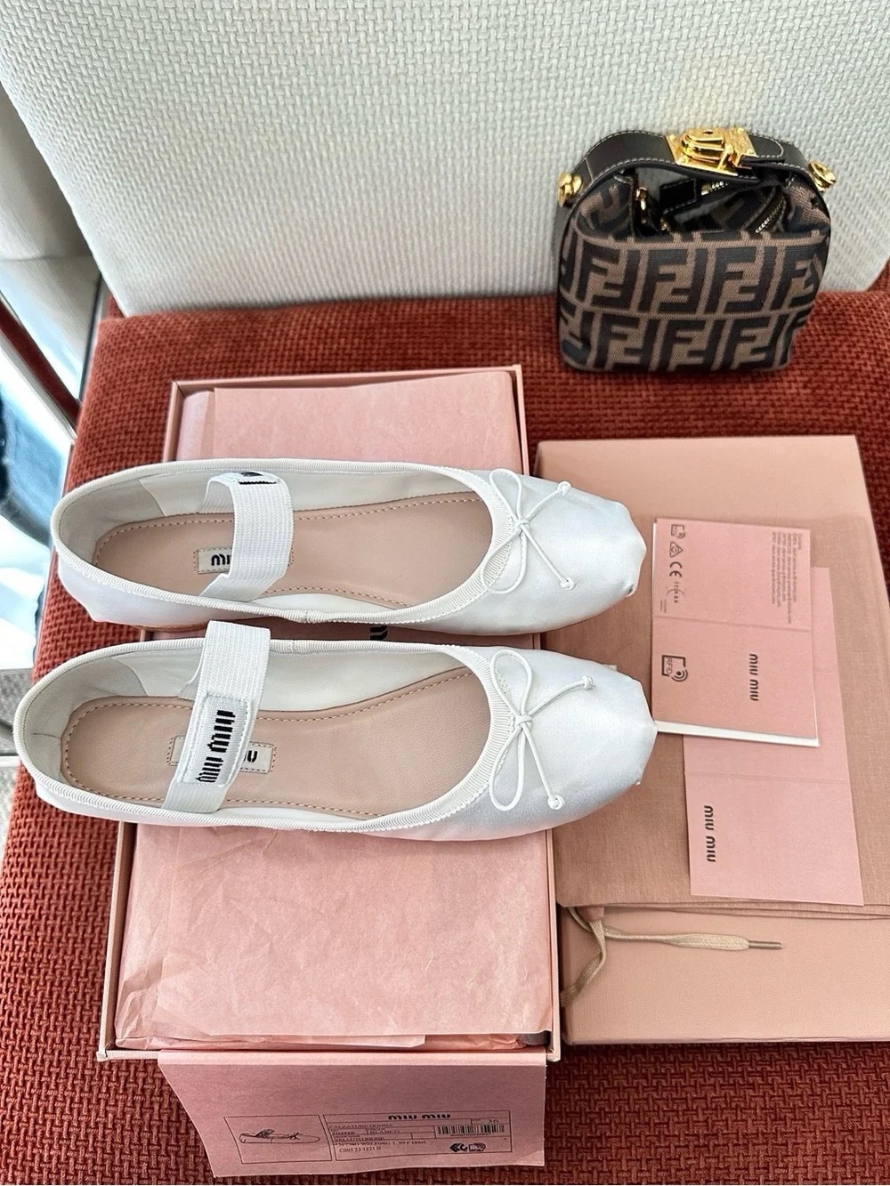 Miu Miu White Leather Mary Jane Ballet Flats with Bow - Picture 3 of 7